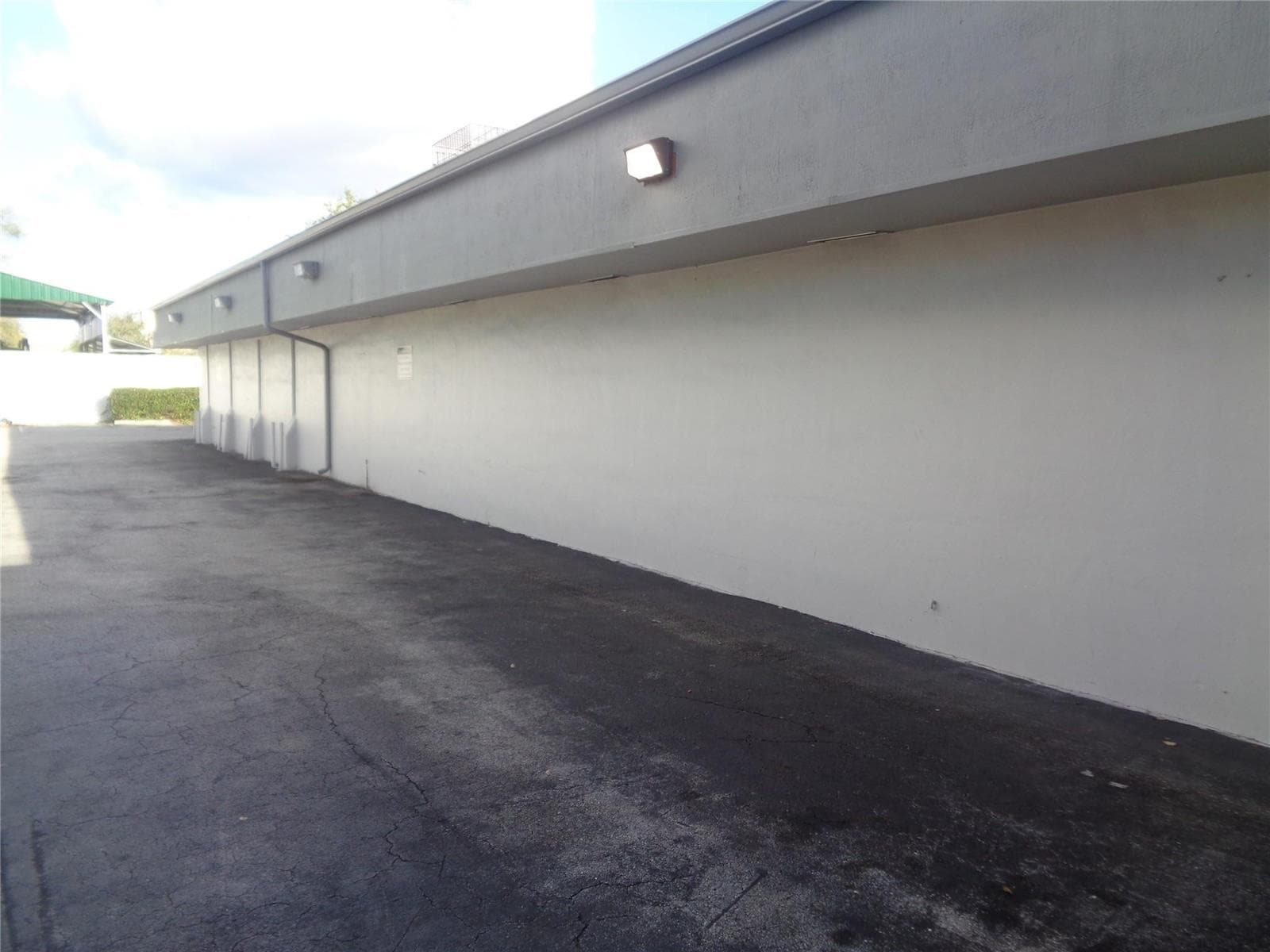 2323 NW 19th Street, Fort Lauderdale, FL 33311 photo 3