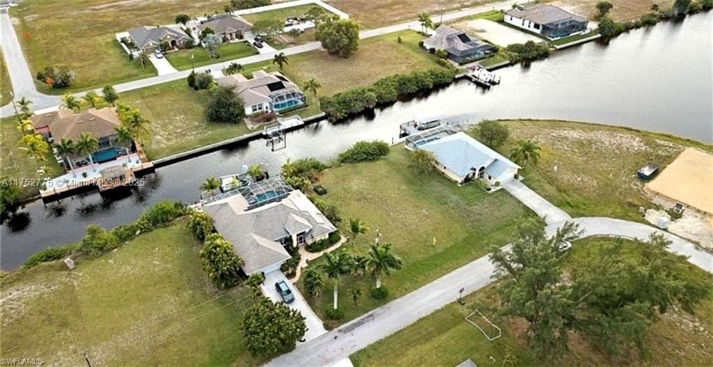 407 NW 33rd Ave, Cape Coral, FL 33993 photo 5