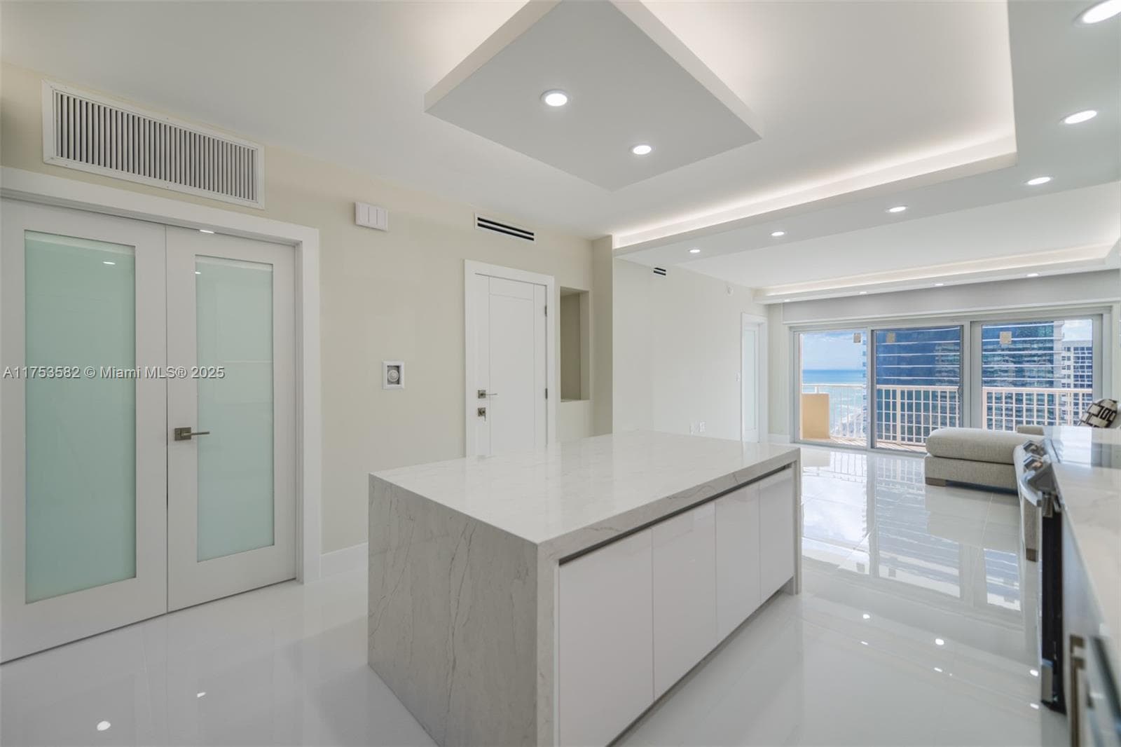 1950 S Ocean Dr # 20L, Hallandale Beach, FL 33009 photo 3