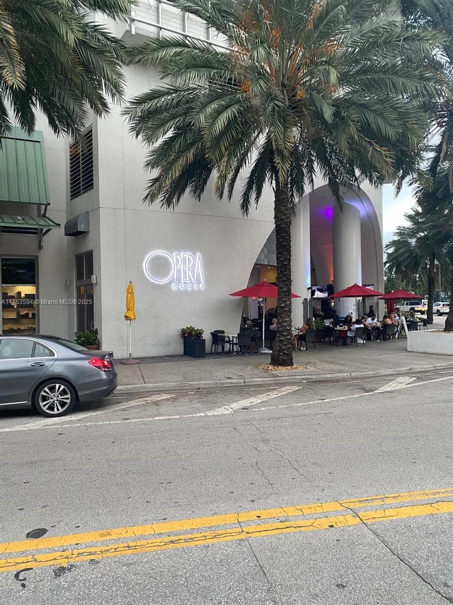 1750 N Bayshore Dr # 2905, Miami, FL 33132 photo 2