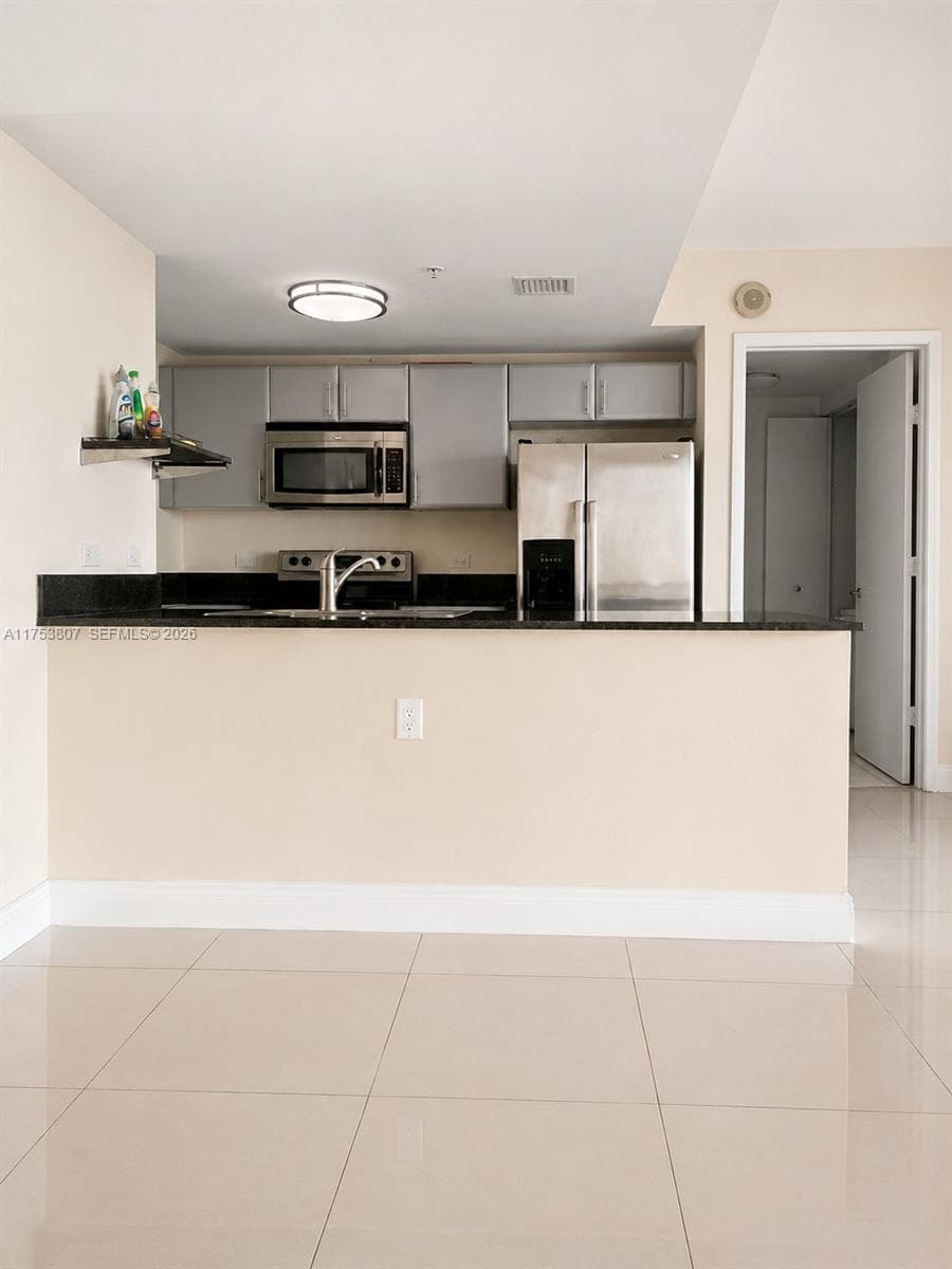 1861 NW S River Dr # 1504, Miami, FL 33125 photo 4