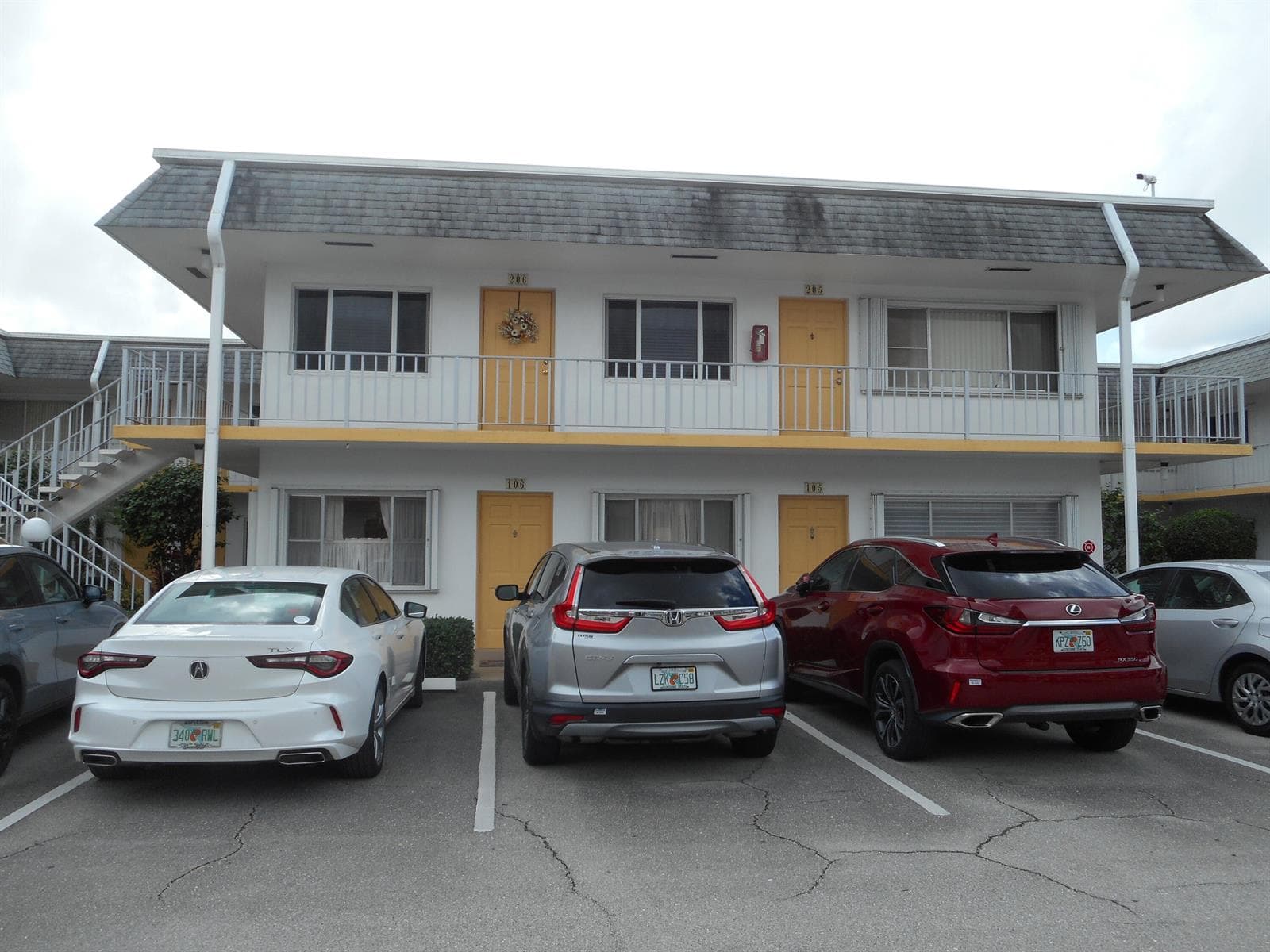 3322 Cynthia Lane # 106, FL 33461 photo 2