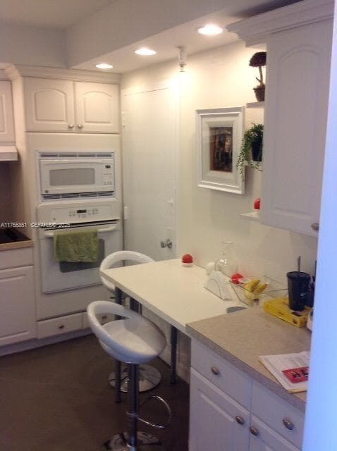 400 Kings Point Dr # 810, Sunny Isles Beach, FL 33160 photo 4
