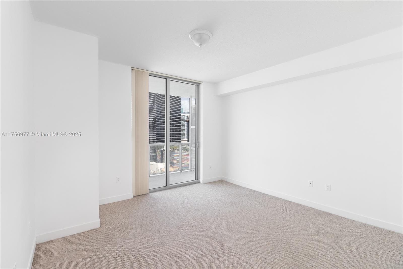 1111 SW 1st Ave # 2423-N, Miami, FL 33130 photo 5