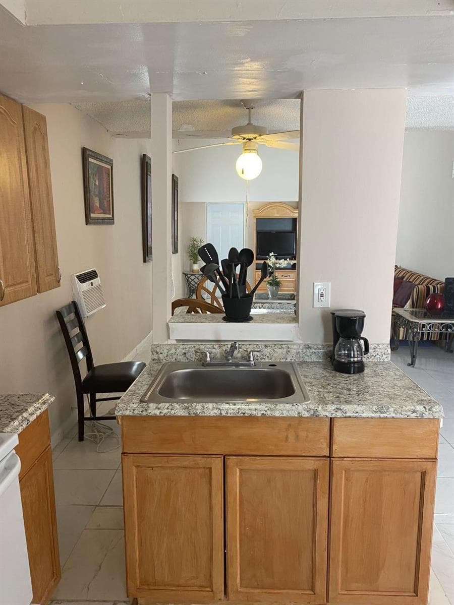 1110 S 29th Avenue, Hollywood, FL 33020 photo 5
