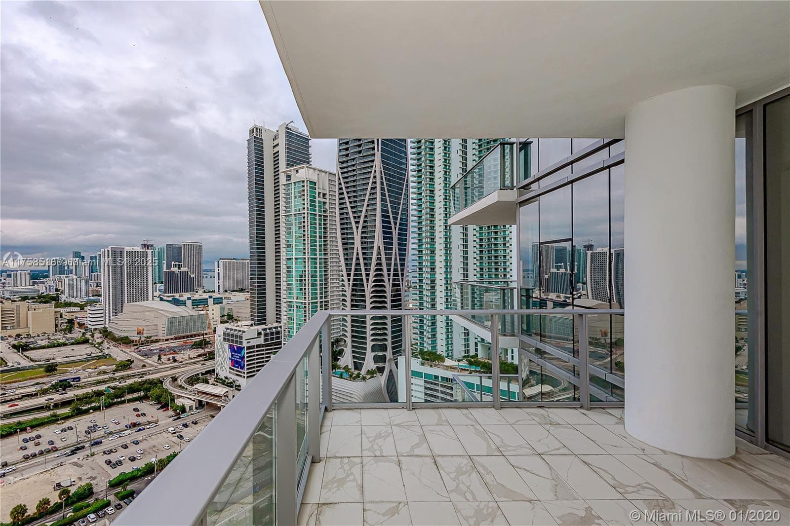 851 NE 1st Ave # 2600, Miami, FL 33132 photo 2