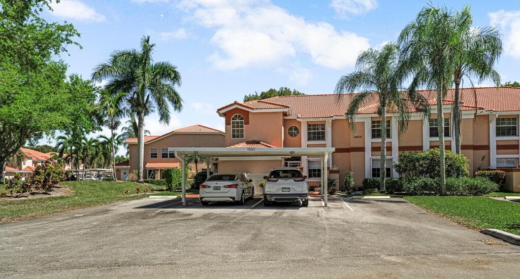 9805 Shadybrook 201 Drive # 201, Boynton Beach, FL 33437 photo 2