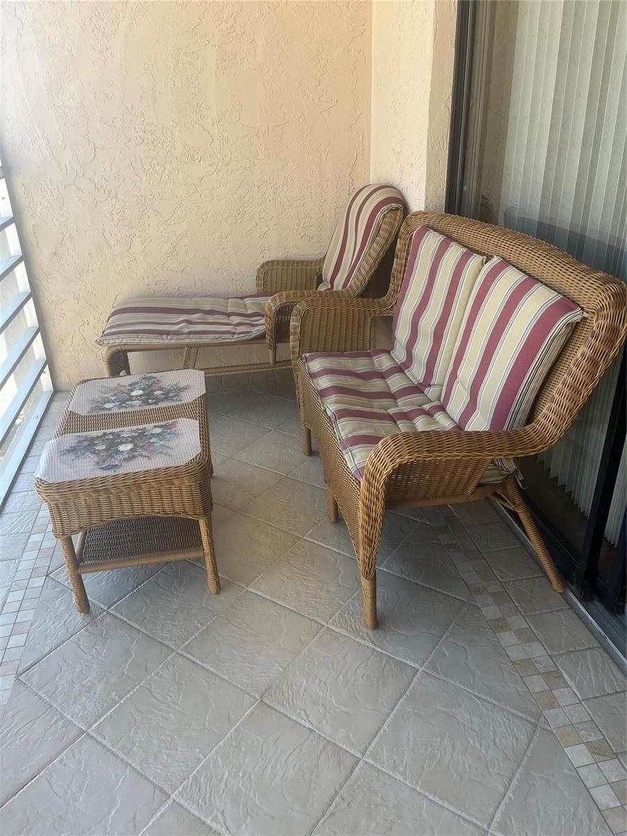 1800 sw 81 Ave N 81 Ave Lauderdale Avenue # 1418, North Lauderdale, FL 33068 photo 3