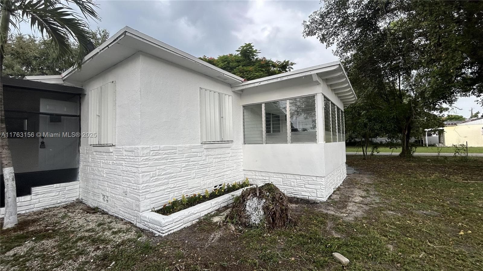 205 Seaman Ave, Opa-Locka, FL 33054 photo 3