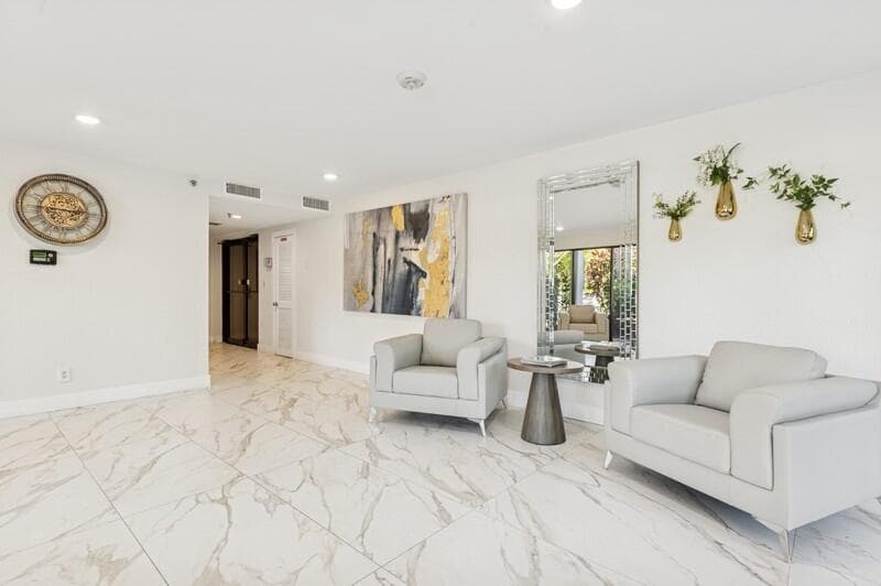 6562 Boca Del Mar Drive # 321, Boca Raton, FL 33433 photo 2