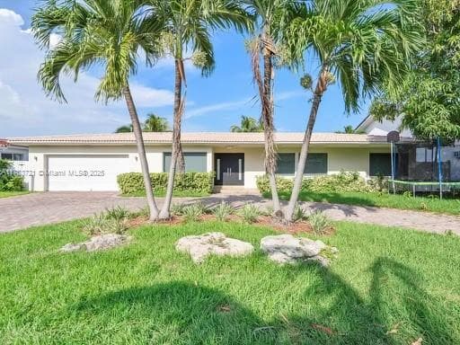 16473 NE 31st Ave, North Miami Beach, FL 33160 photo 2