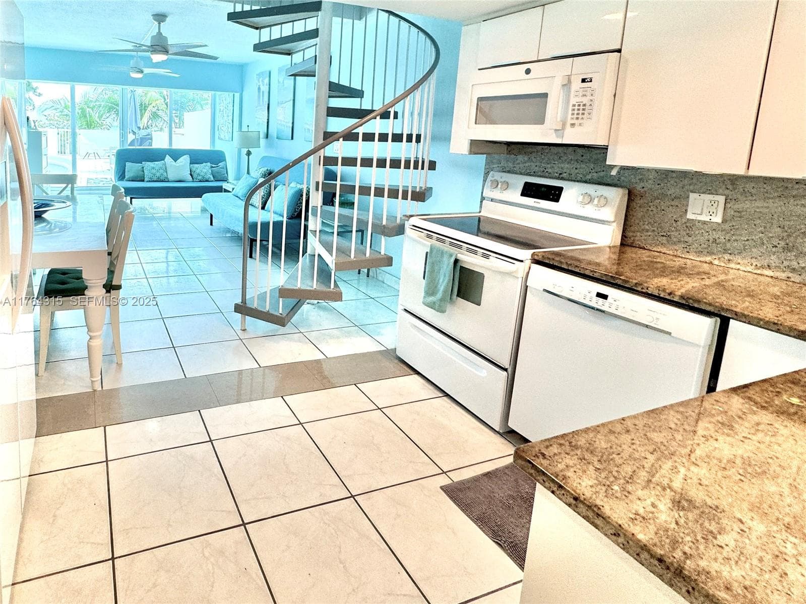 5445 Collins Ave # TH-11, Miami Beach, FL 33140 photo 2