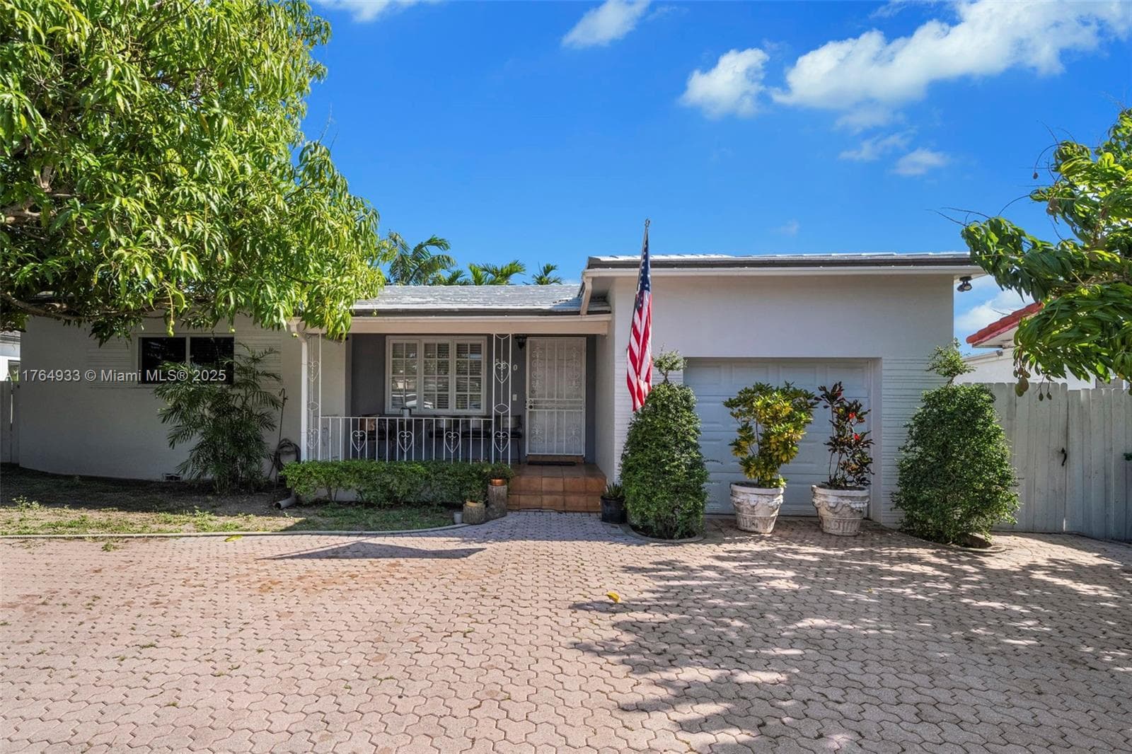 5810 SW 22nd St, Miami, FL 33155 photo 2