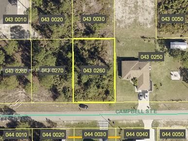 851 Campbell St E, Lehigh Acres, FL 33974