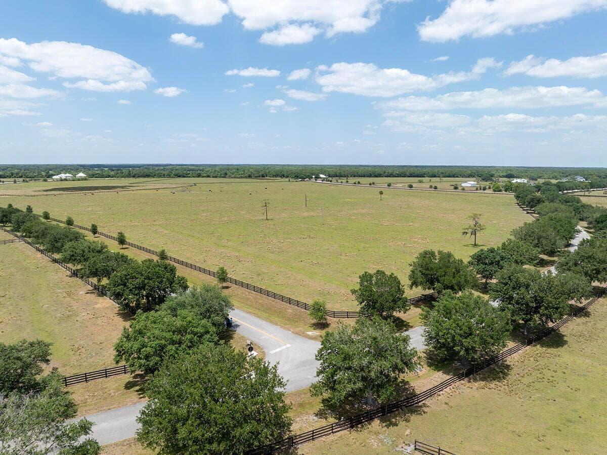 25701 SW Brians Trail, Okeechobee, FL 34974 photo 2