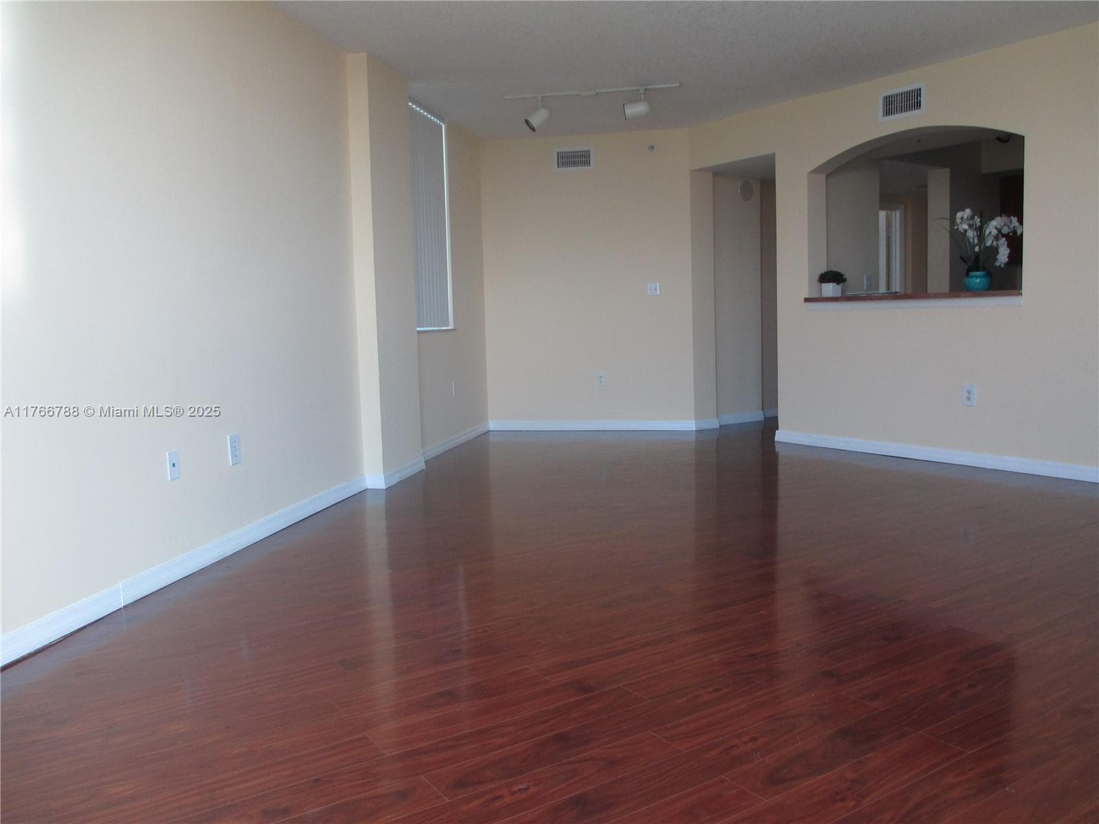 9201 Collins Ave # 1021, Surfside, FL 33154 photo 4