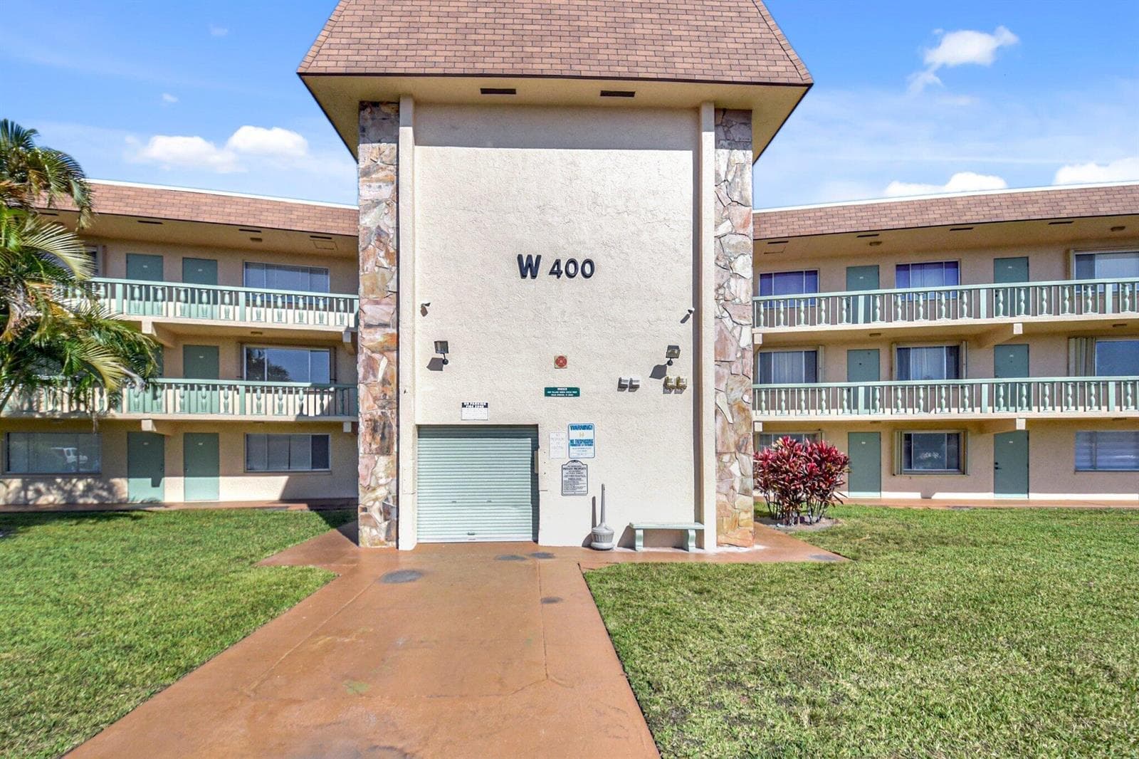 400 Village Green Circle W # 212, Palm Springs, FL 33461 photo 5