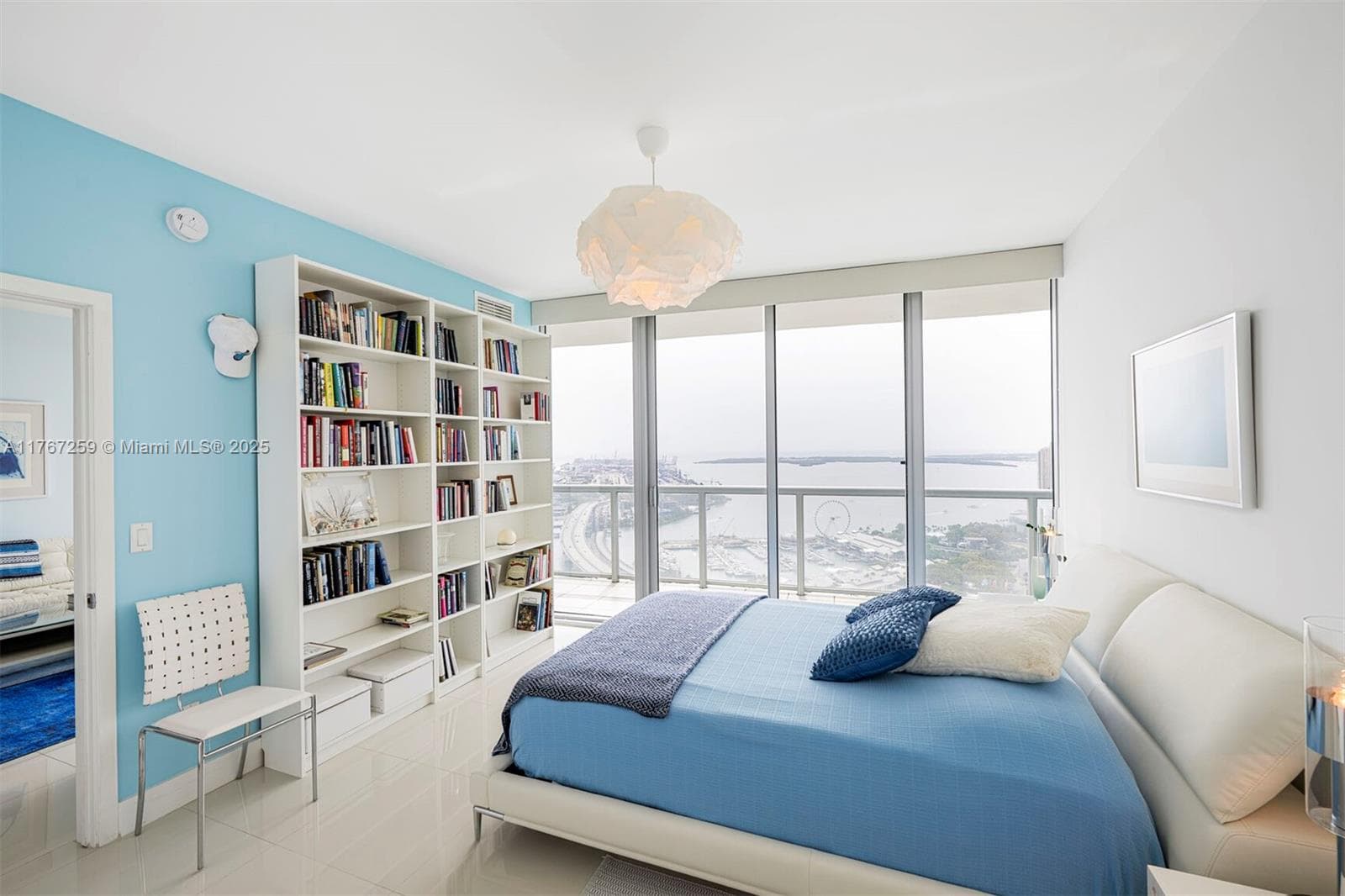 888 Biscayne Blvd # 4306, Miami, FL 33132 photo 5