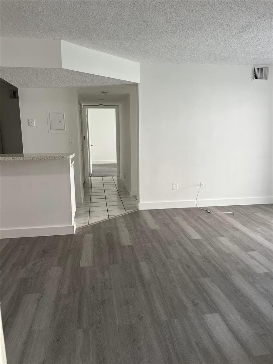18860 NW 57th Avenue # 106, Hialeah, FL 33015 photo 3