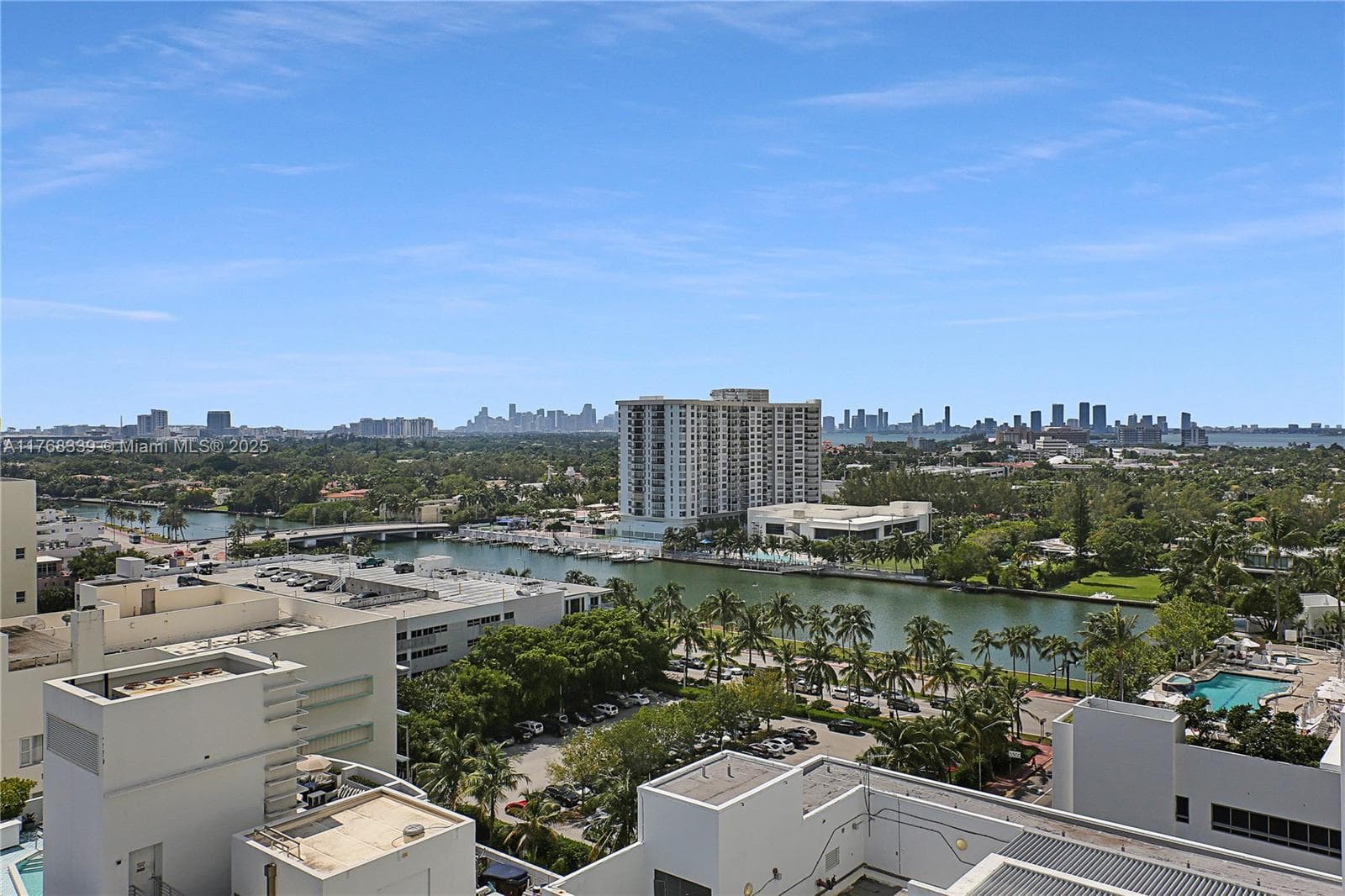 4391 Collins Ave # 1415, Miami Beach, FL 33140 photo 2
