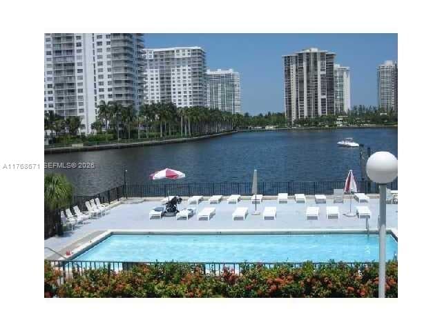 2750 NE 183rd St # 1207, Aventura, FL 33160 photo 3