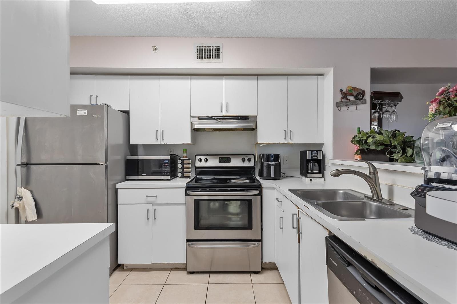 2133 Renaissance Boulevard # 205, Miramar, FL 33025 photo 5