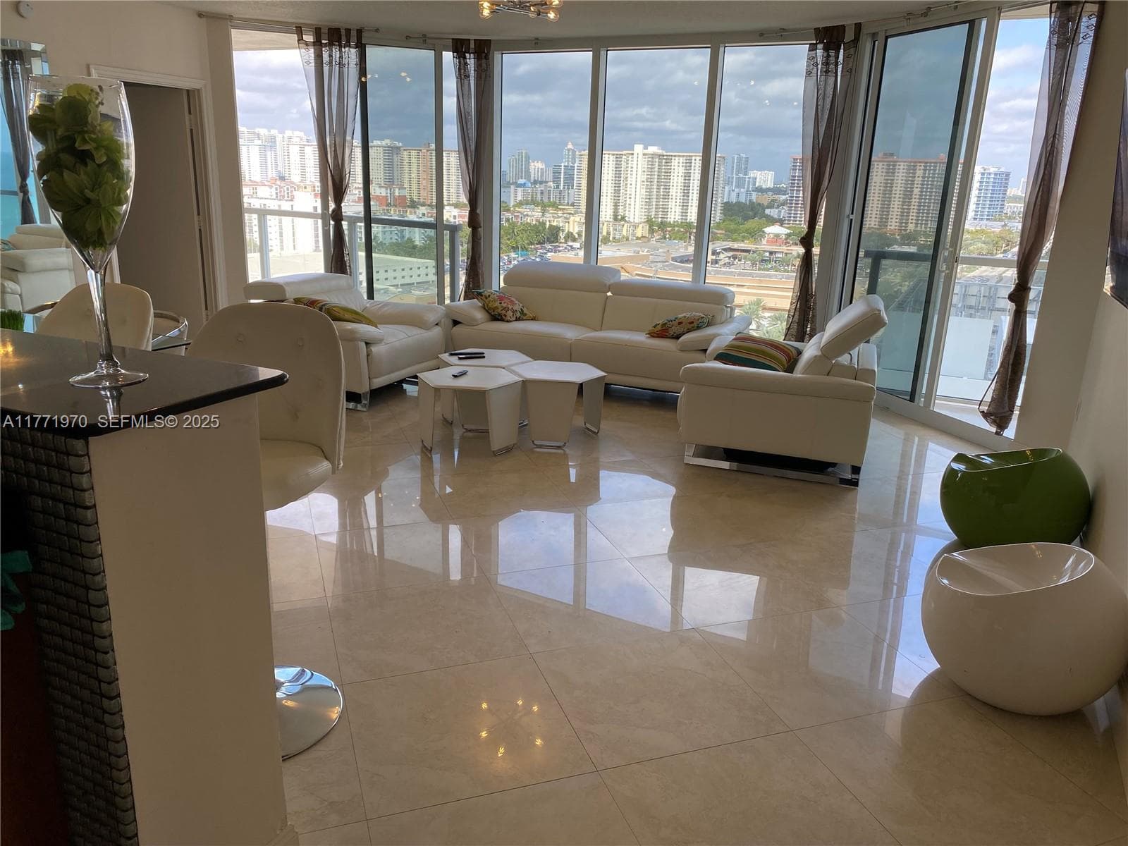 16699 Collins Ave # 1607, Sunny Isles Beach, FL 33160 photo 3