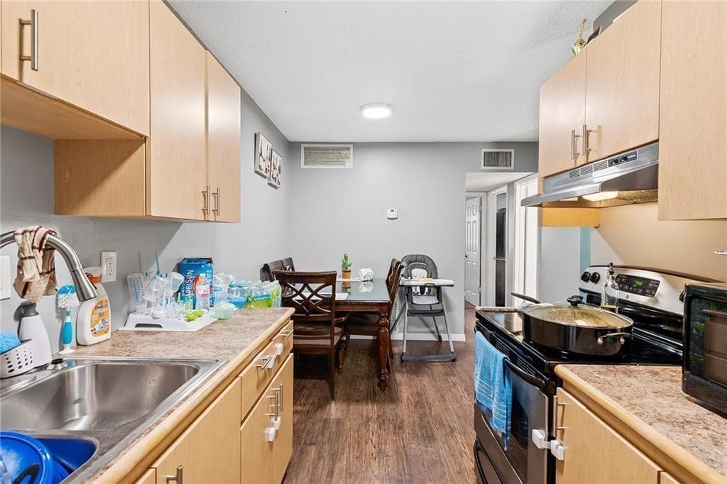 4140 Woodside Drive # 205, Coral Springs, FL 33065 photo 2