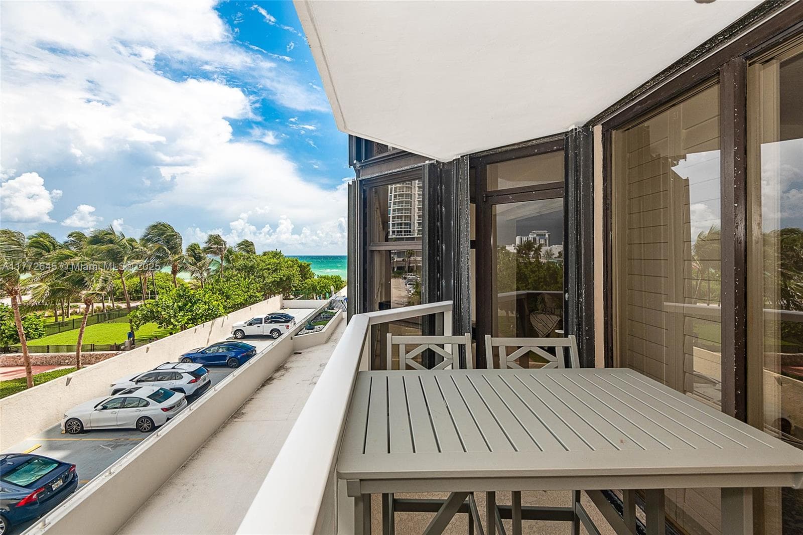 6423 Collins Ave # 309, Miami Beach, FL 33141