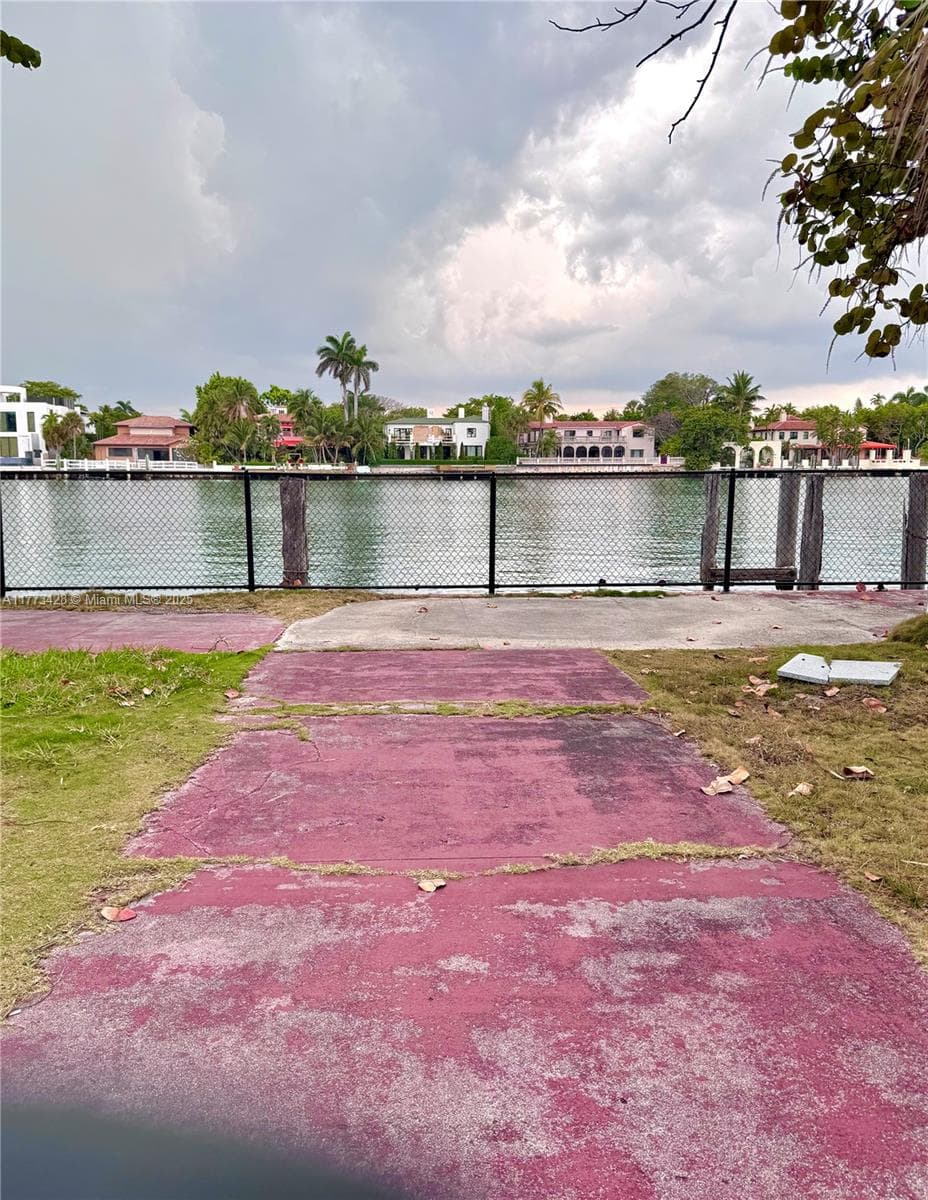 5255 Collins Ave Boat Slip E, Miami Beach, FL 33140 photo 2