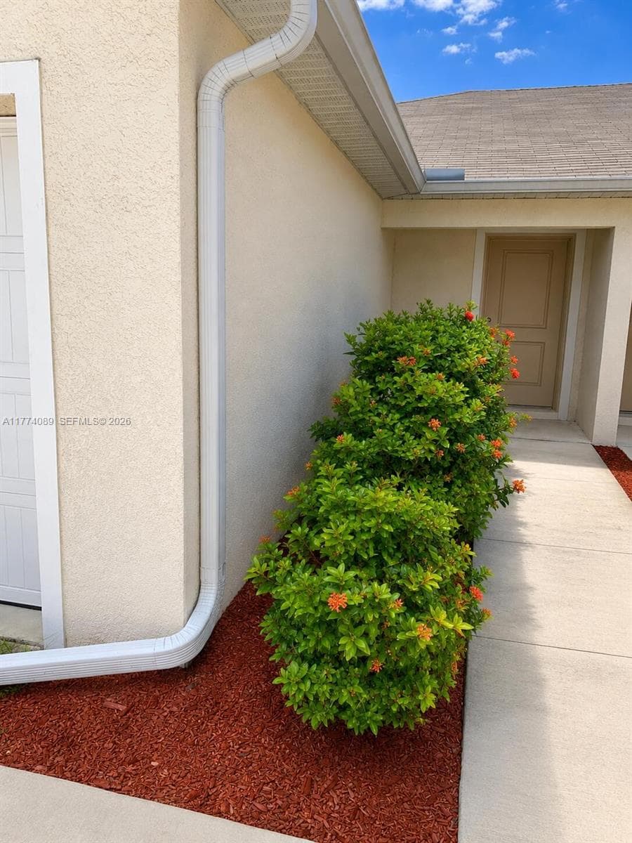 9084 Aegean Cir, Lehigh Acres, FL 33936 photo 3