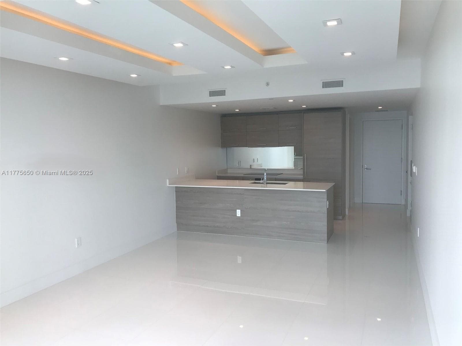 1300 S MIAMI AVE # 4003, Miami, FL 33130 photo 2