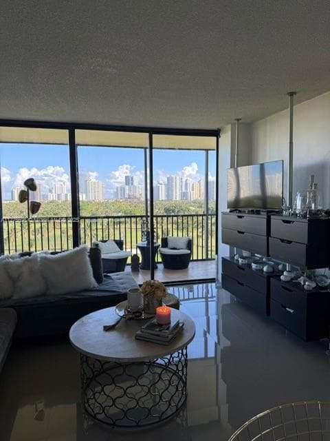 20335 W Country Club Dr # 905, Aventura, FL 33180 photo 2