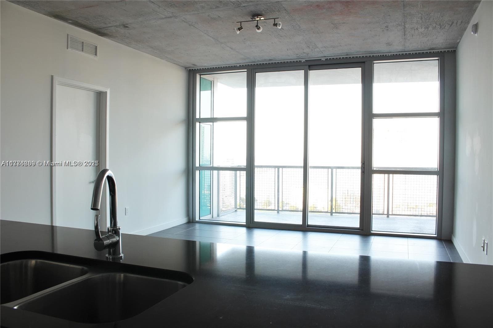 3301 NE 1 AV # H2904, Miami, FL 33137 photo 3