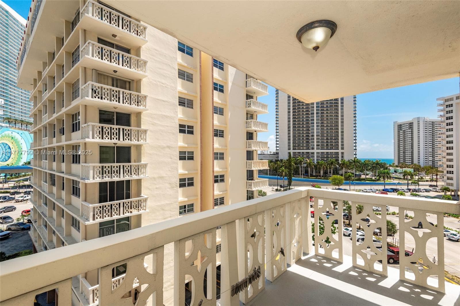1817 S Ocean Dr # 628, Hallandale Beach, FL 33009 photo 3