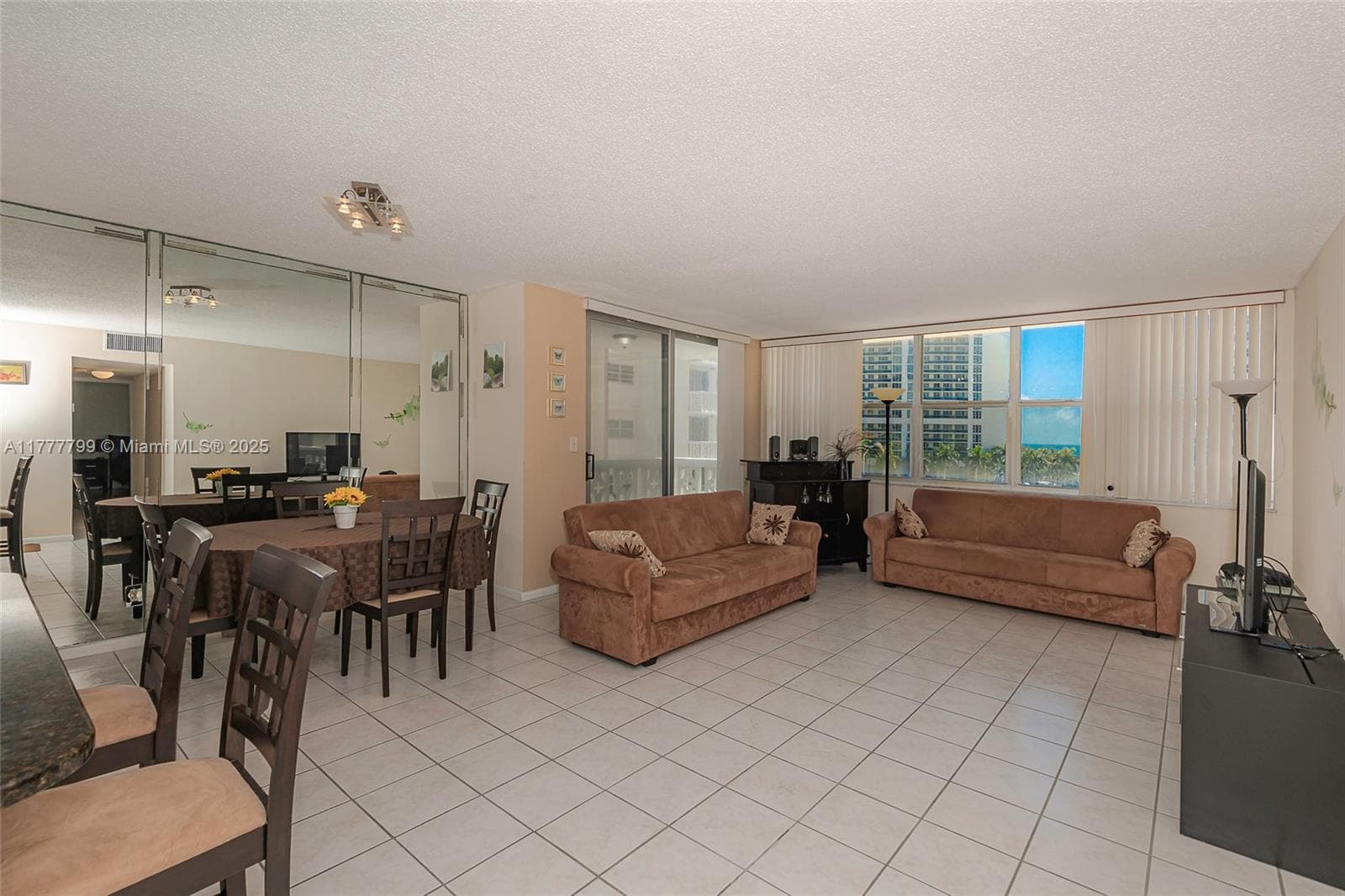 1817 S Ocean Dr # 628, Hallandale Beach, FL 33009 photo 4