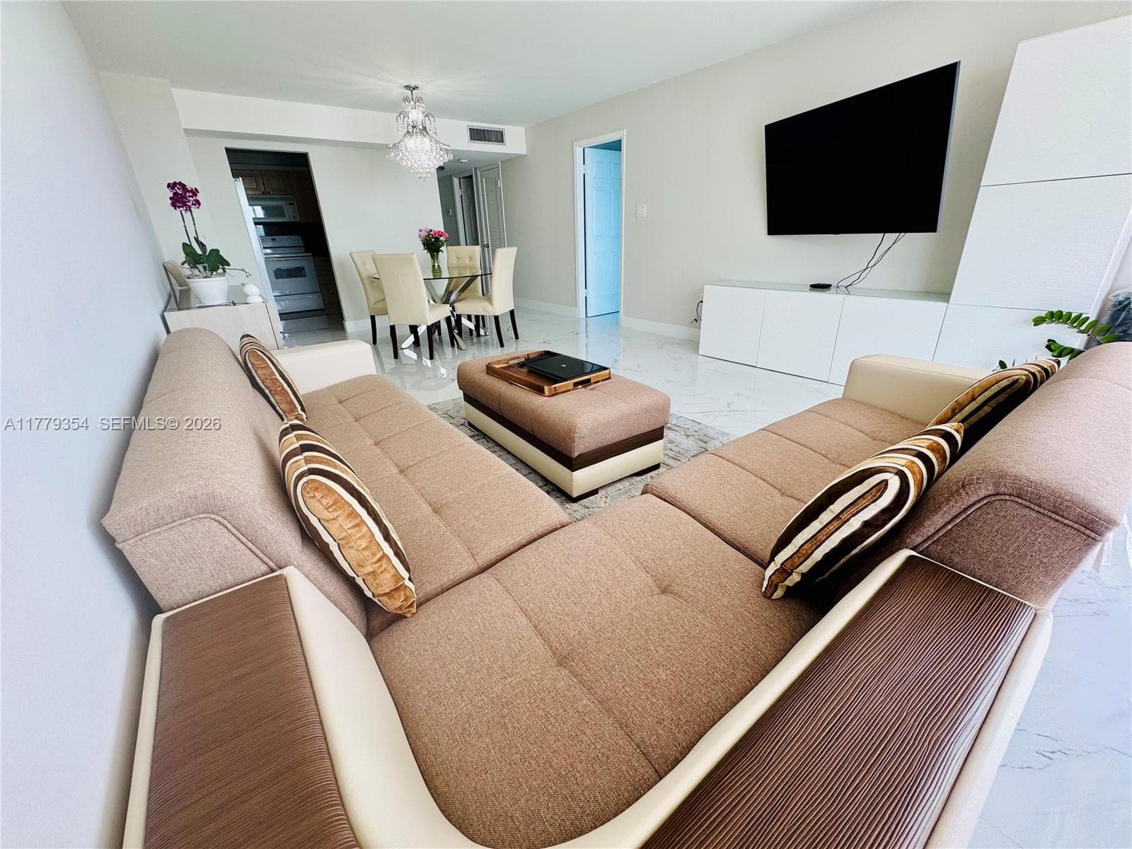 18071 Biscayne Blvd # 1503, Aventura, FL 33160 photo 4