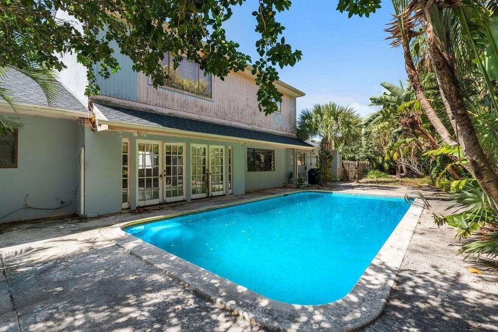 232 River Walk Drive, Melbourne Beach, FL 32951 photo 3