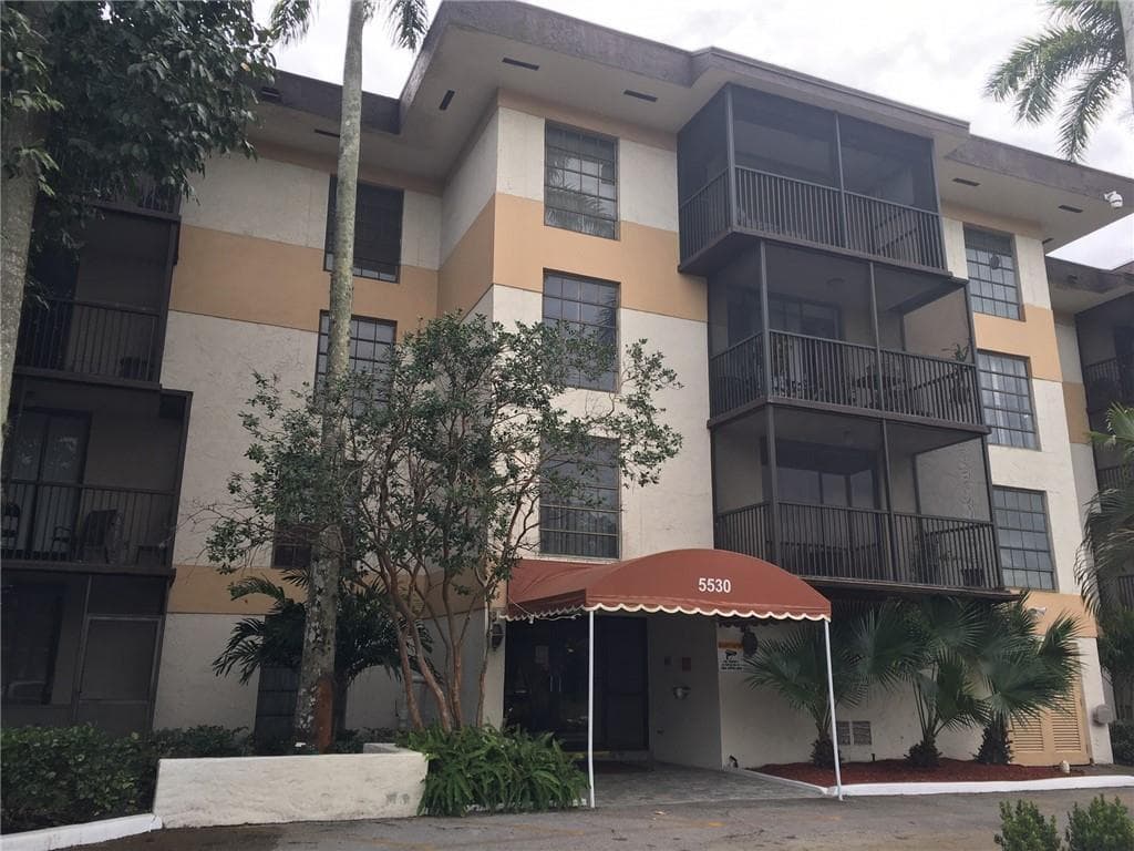 5530 NW 44th Street # 301C, Lauderhill, FL 33319 photo 3