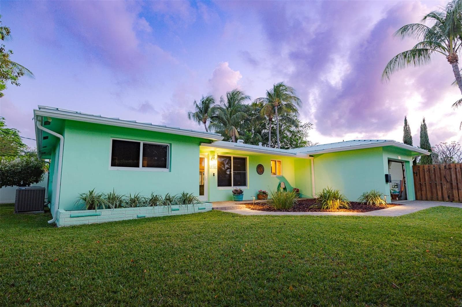 1924 NE 18th Street, Fort Lauderdale, FL 33305 photo 5