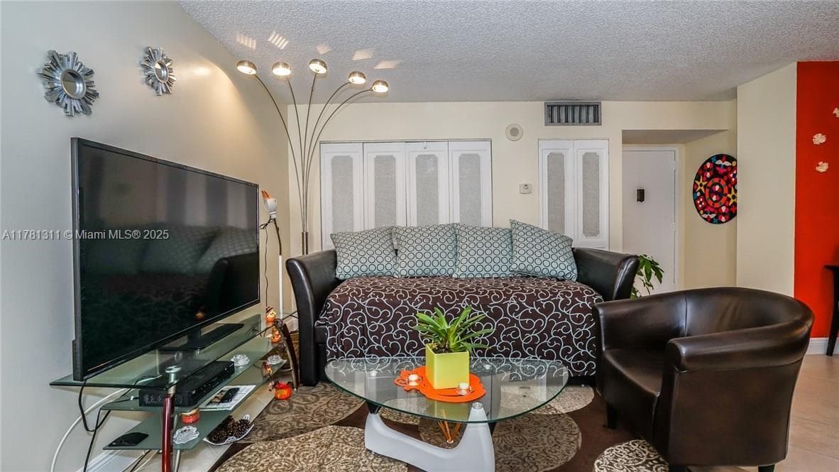 17011 N Bay Rd # 701, Sunny Isles Beach, FL 33160 photo 2