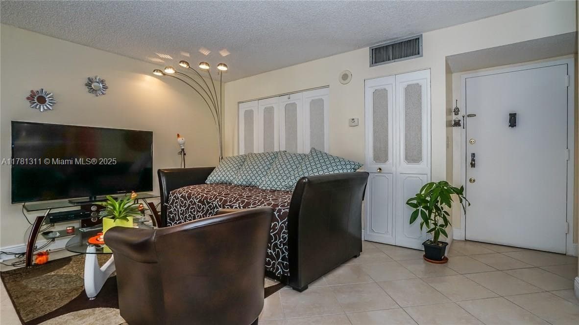 17011 N Bay Rd # 701, Sunny Isles Beach, FL 33160 photo 3