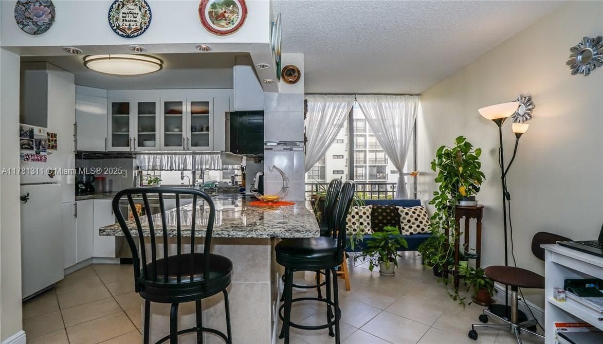17011 N Bay Rd # 701, Sunny Isles Beach, FL 33160 photo 5