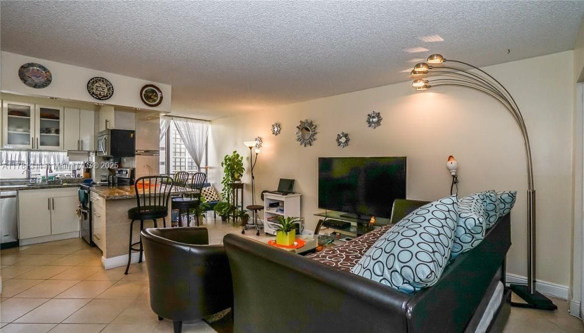 17011 N Bay Rd # 701, Sunny Isles Beach, FL 33160 photo 4