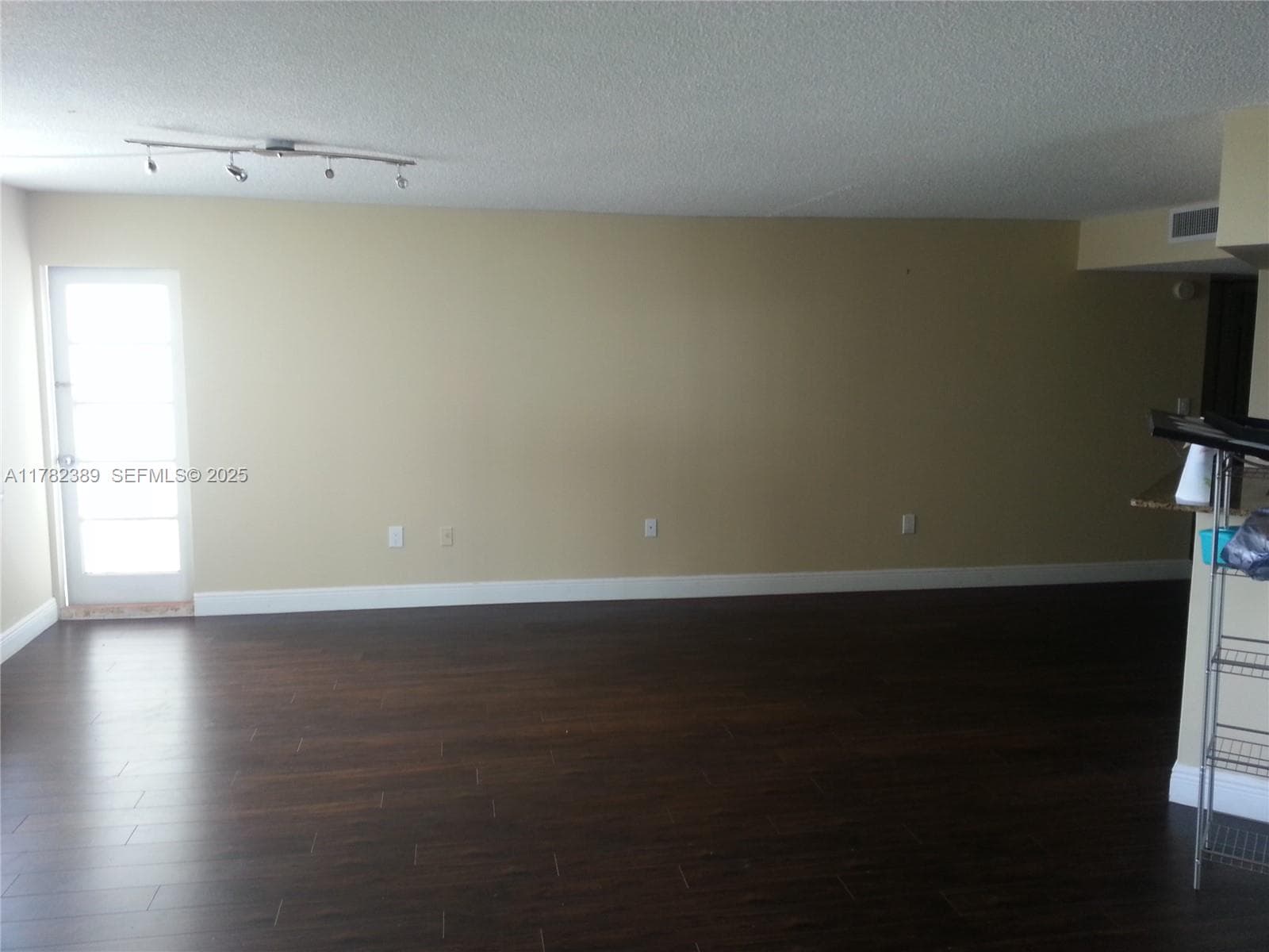 2750 NE 183rd St # 2607, Aventura, FL 33160 photo 2