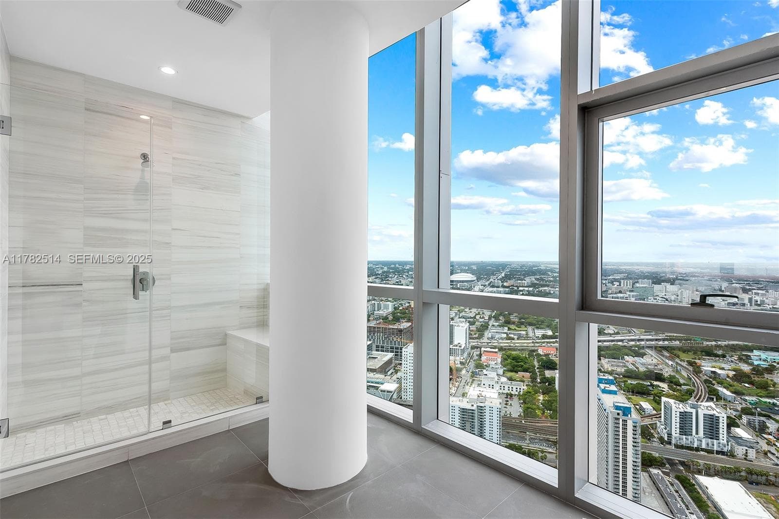 851 NE 1st Ave # PH 5500, Miami, FL 33132 photo 2