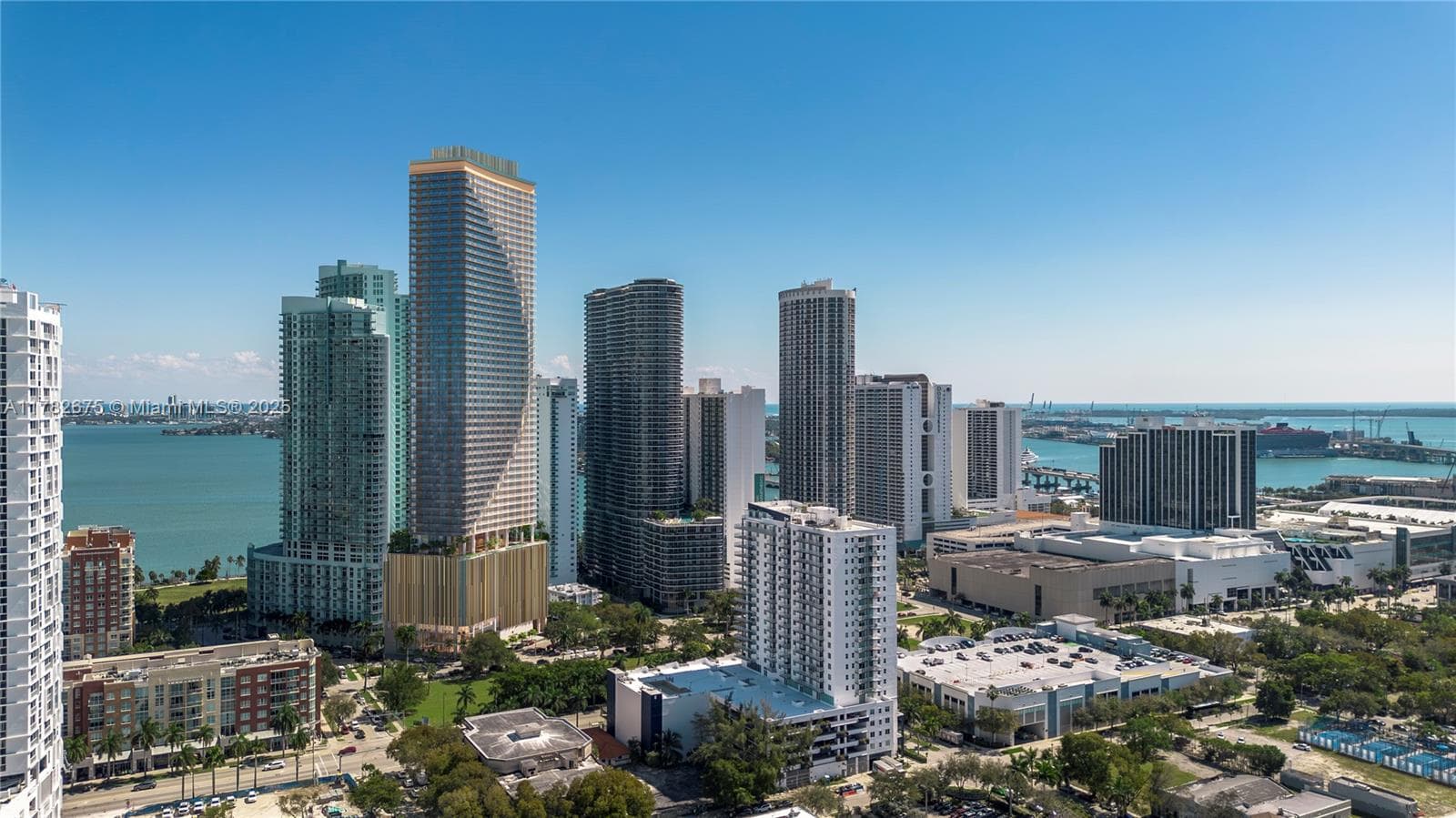 1837 NE 4th Ave # 2113, Miami, FL 33132 photo 2