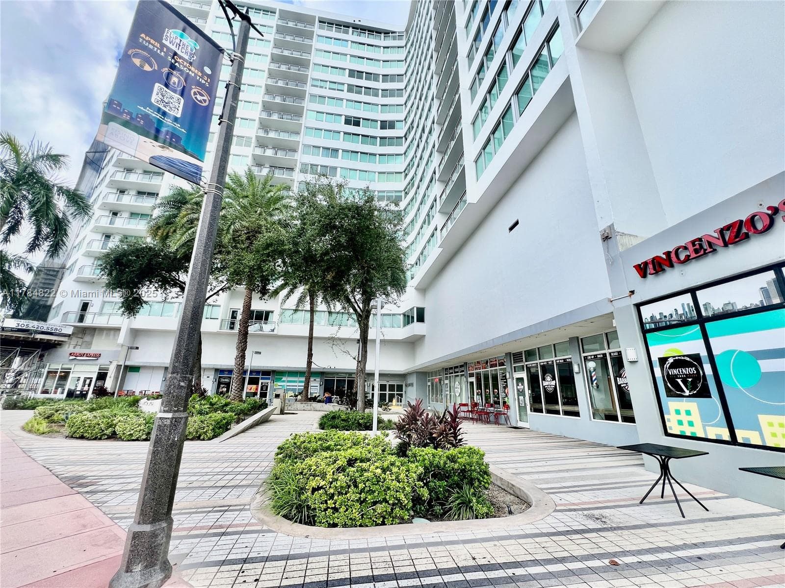 7135 Collins Ave # 621, Miami Beach, FL 33141 photo 5