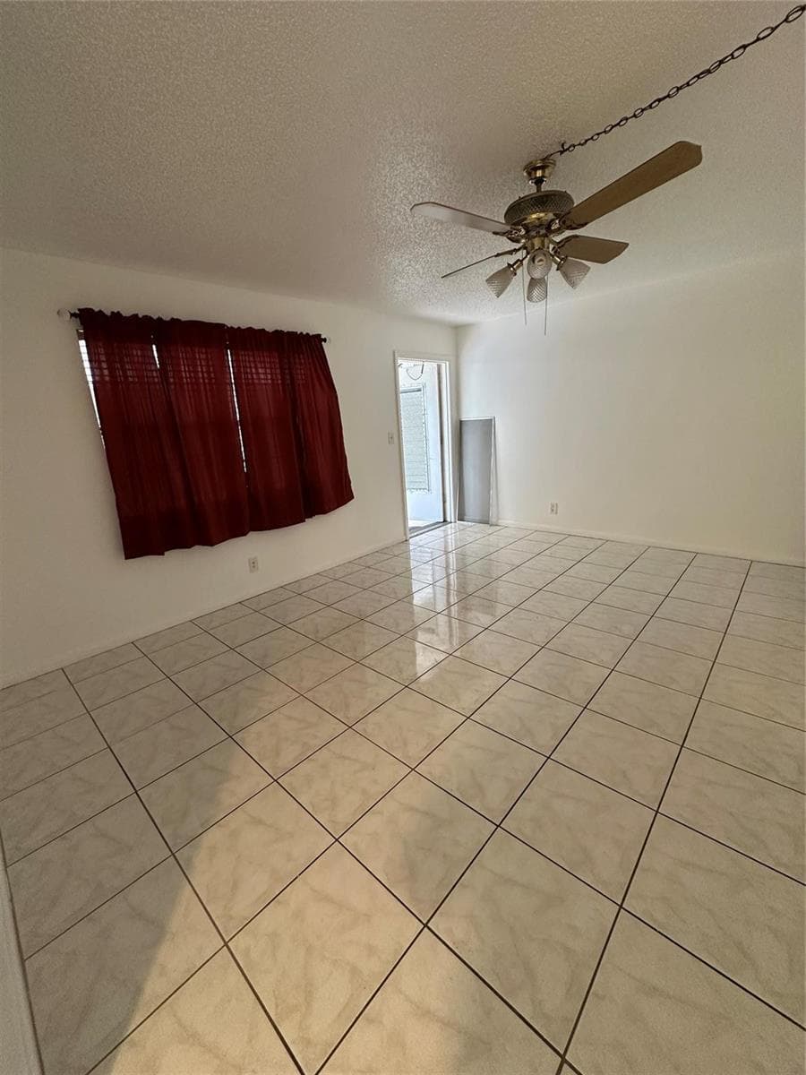 348 S Federal Highway # 2, Dania Beach, FL 33004 photo 2
