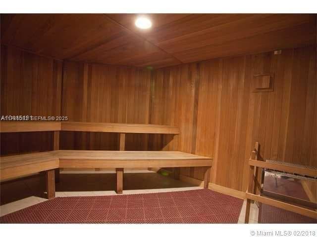 244 Biscayne Blvd # 3004, Miami, FL 33132 photo 4